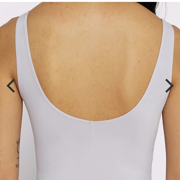 Scoop Neck Bodysuit - Picture 3 of 6